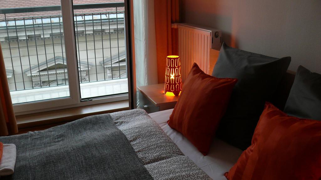 Bphome Apartments Будапеща Стая снимка