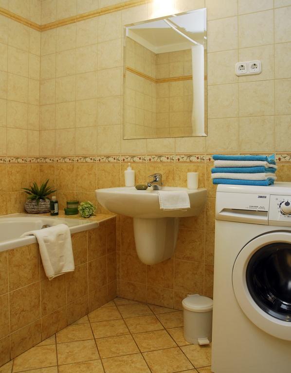 Bphome Apartments Будапеща Стая снимка