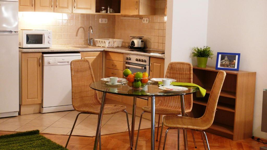 Bphome Apartments Будапеща Стая снимка