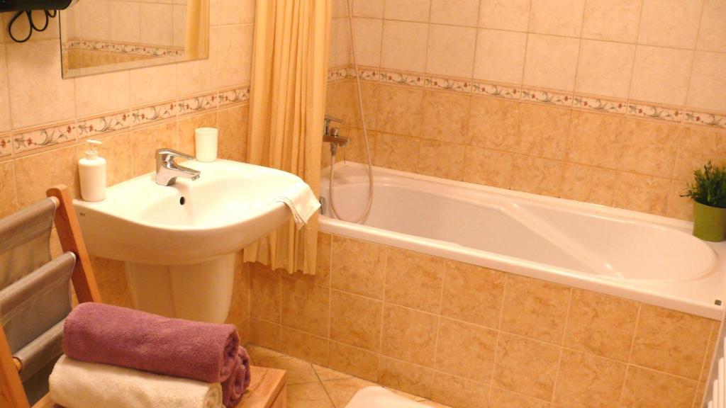 Bphome Apartments Будапеща Стая снимка